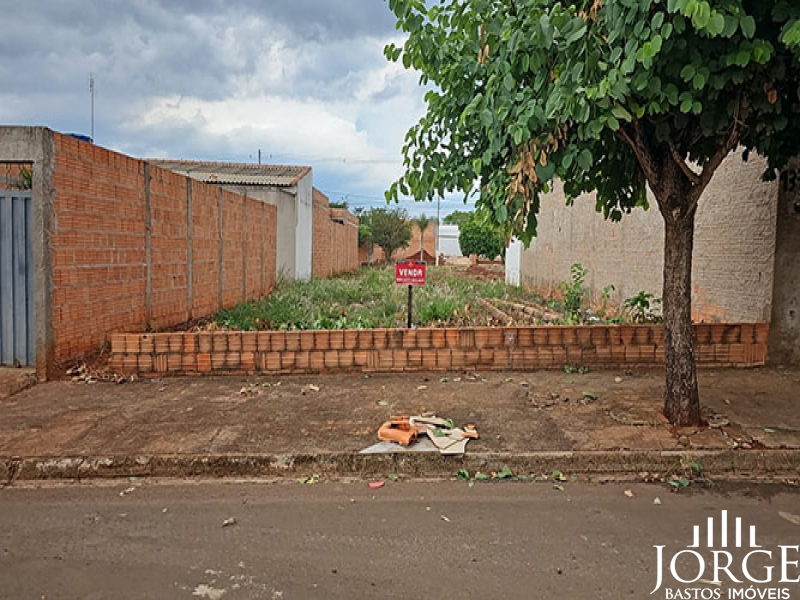 TERRENO PARQUE VAROTTI