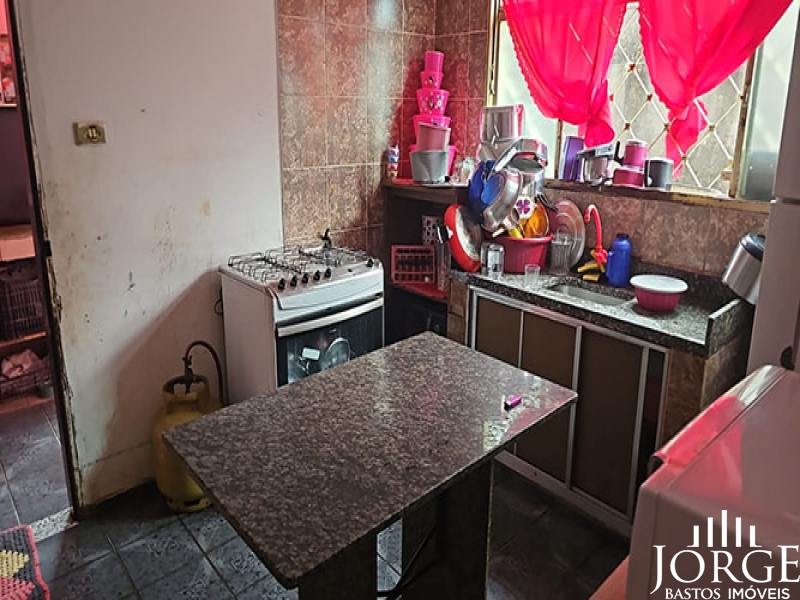 CASA NO JARDIM BRASIL