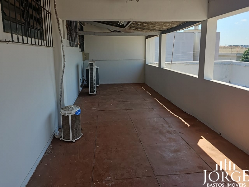 Prédio Comercial Com Excelente Localização 